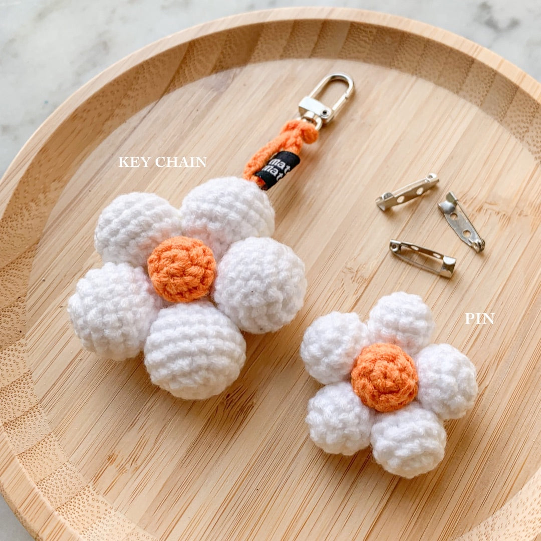 3D Flower Keychain / Pin | Size S