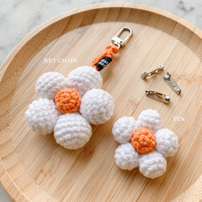 3D Flower Keychain / Pin ｜ Size S